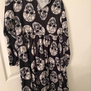 Black and White Skull Print Dress
